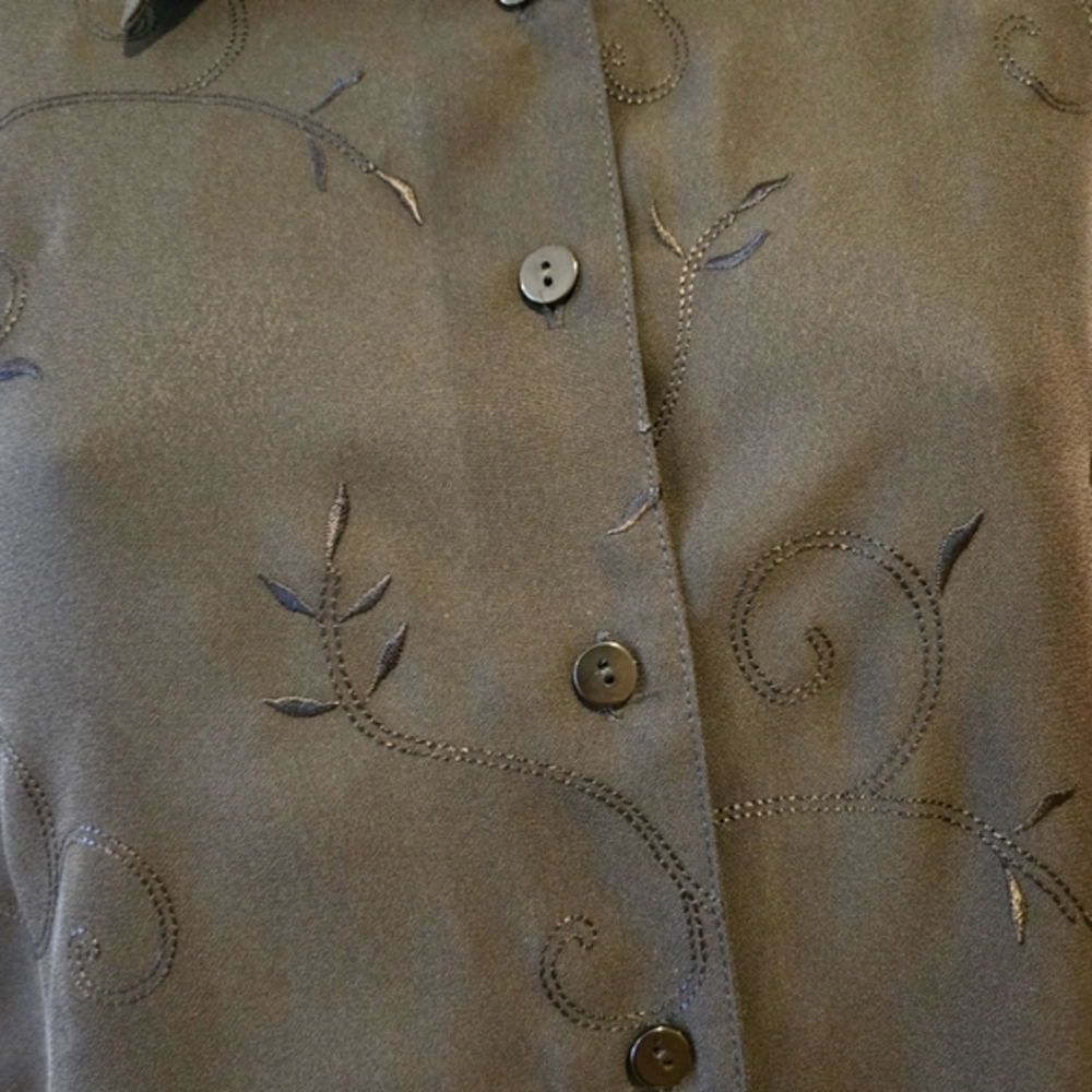 NWTs, Black, Long Sleeve Laura Scott Blouse, Embroidered Design, Size 8